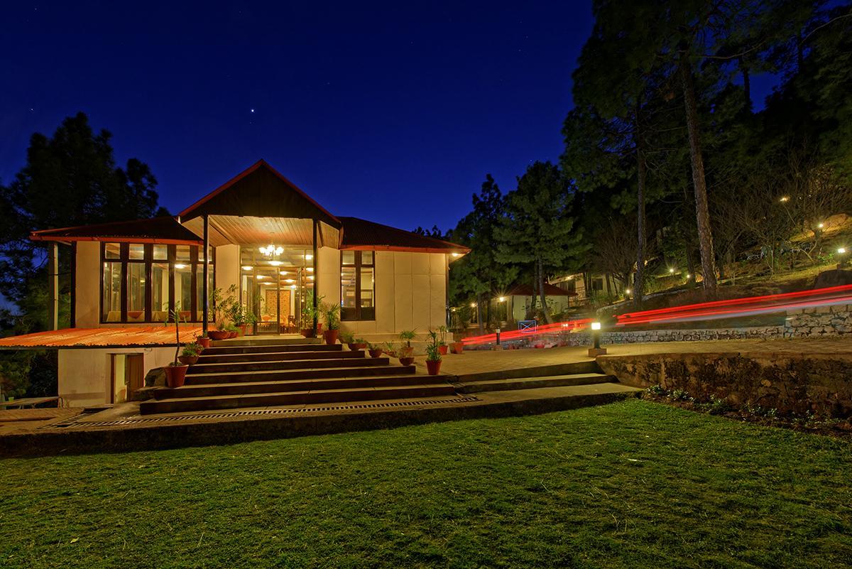 Отель Arcadian Blue Pines Муррее Экстерьер фото