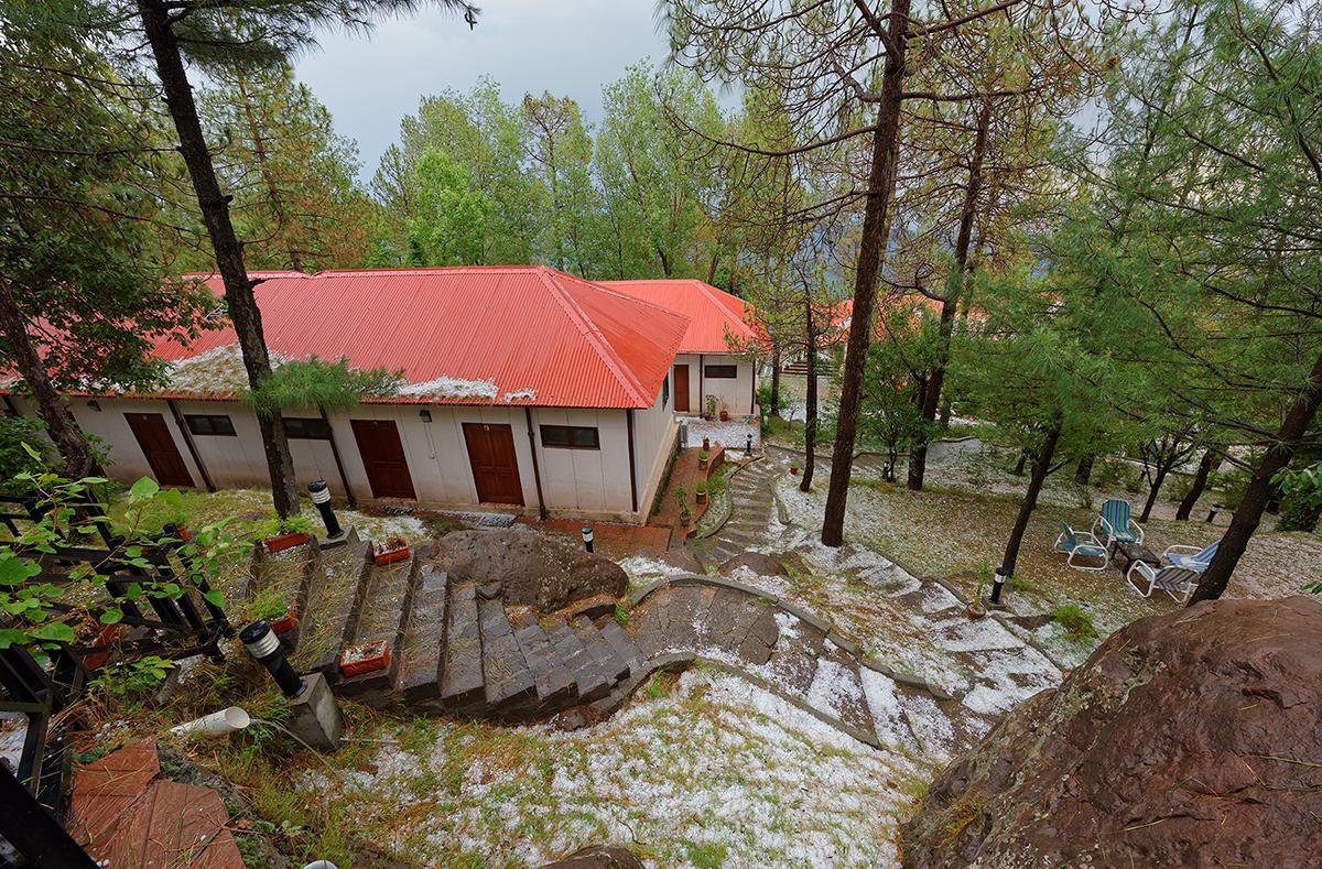 Отель Arcadian Blue Pines Муррее Экстерьер фото