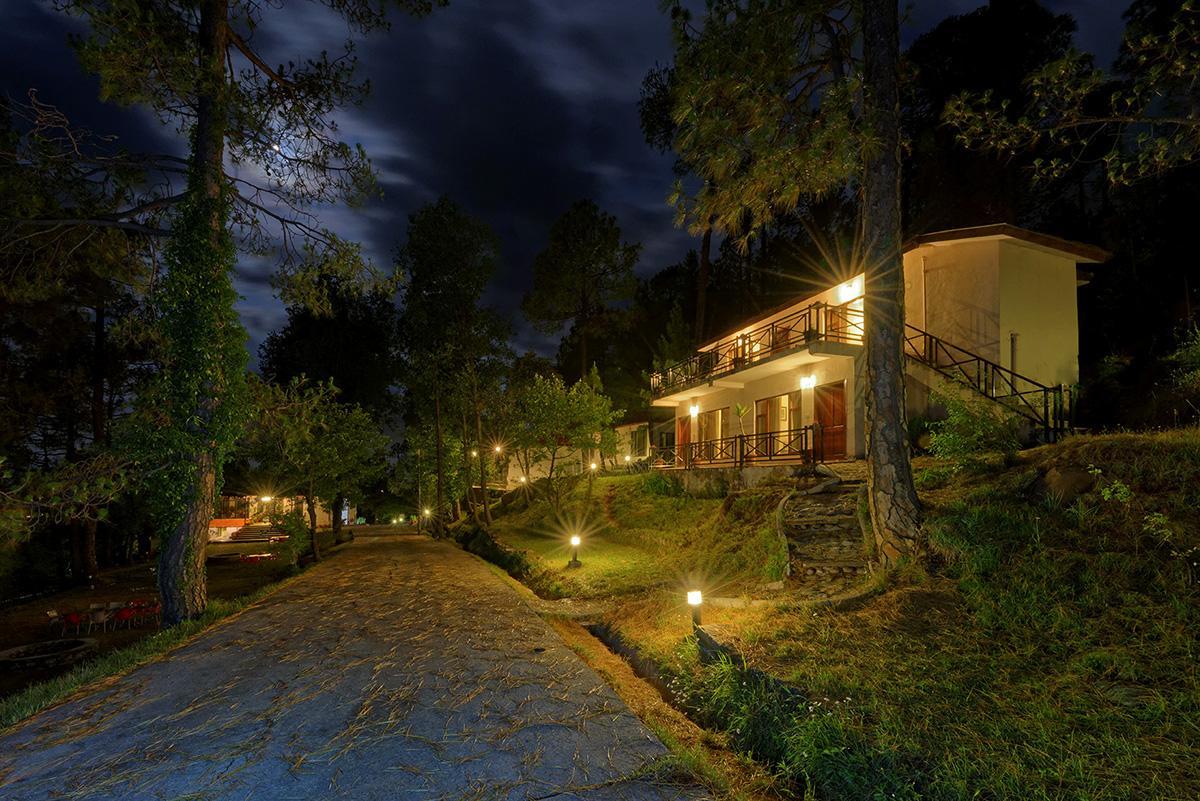 Отель Arcadian Blue Pines Муррее Экстерьер фото