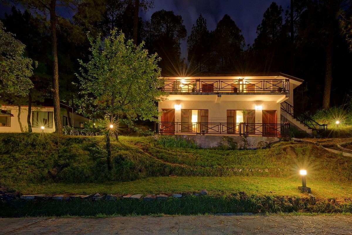 Отель Arcadian Blue Pines Муррее Экстерьер фото